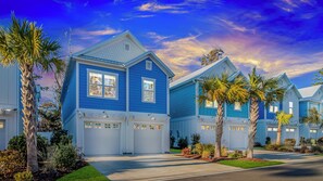 Unclassified image, 2 of 65, button - Beach Cottage: Glow Arcade + Aquarium Bunk Room (Myrtle Beach)