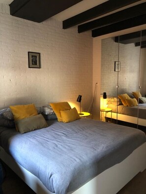 3 chambres, fer et planche à repasser, Wi-Fi gratuit, draps fournis