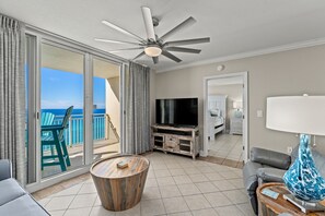 2 bedrooms, travel cot, WiFi, bed sheets - High-Rise Gulf-Front Escape | 2BR + Bunks + King Suites at Emerald Beach (Panama City Beach)