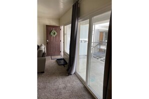 Interior - 2nd floor apartment in 4plex, excellent internet, clean, spacious, private (Idaho Falls)