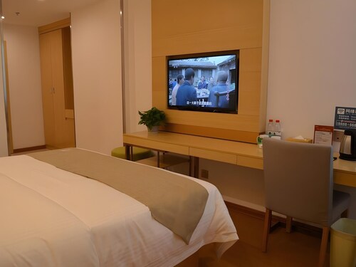 Greentree Inn Huaian Xuyi Royal Garden Express Hotel