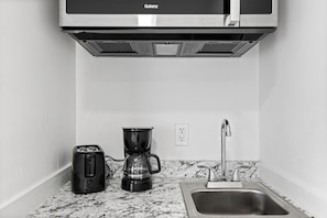Standard Studio | Private kitchenette