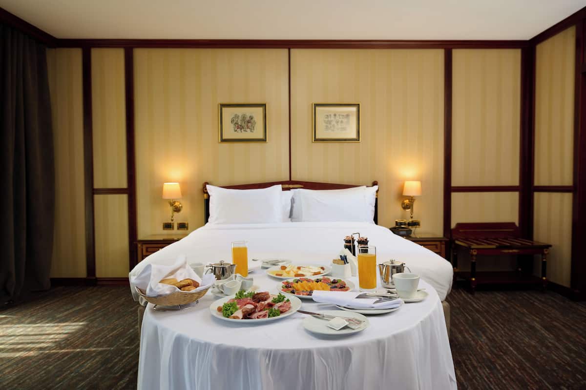 Superior Suite, Multiple Beds (King) | 1 bedroom, Egyptian cotton sheets, premium bedding, down comforters