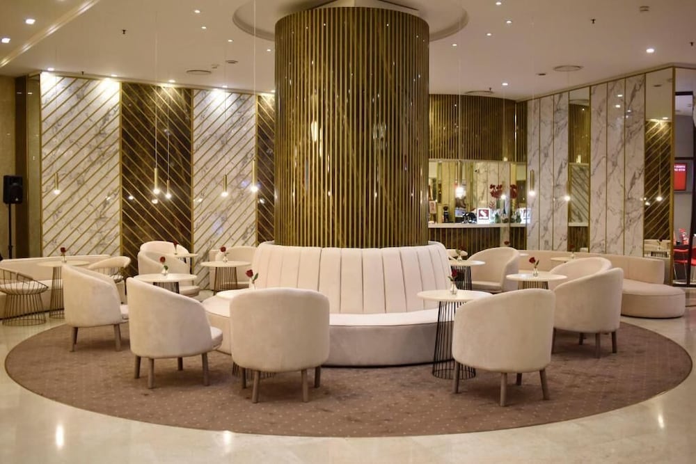 5 Star Hotels