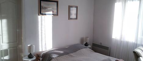 2 chambres, Wi-Fi gratuit, draps fournis