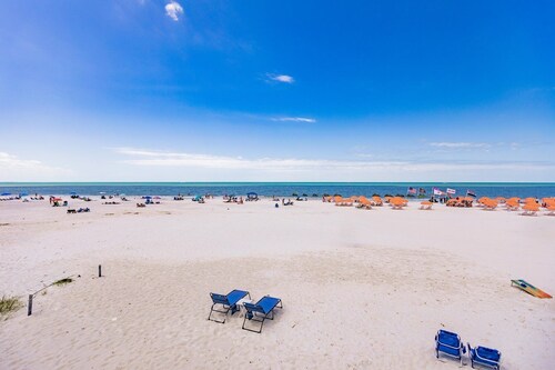 Sand Dollar South - Beachfront