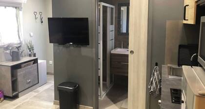 Martigues studio de charme tout équipé