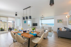 تناول الطعام