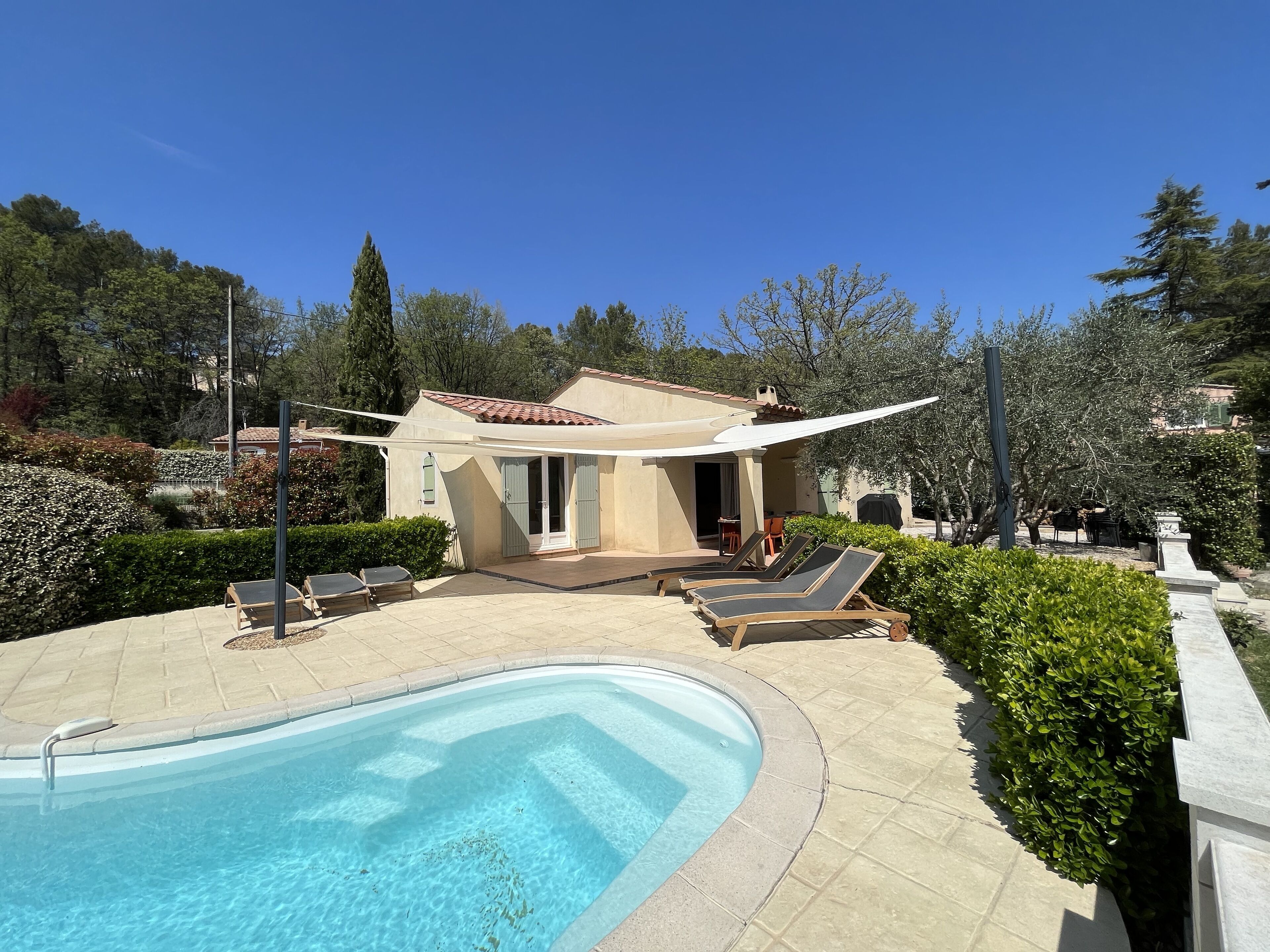 Piscine extérieure