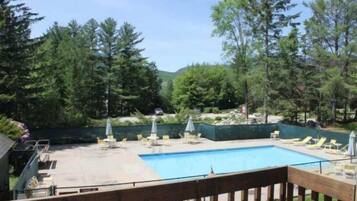 Condo (Windsor Hill K127, Waterville Valley) | Exterior