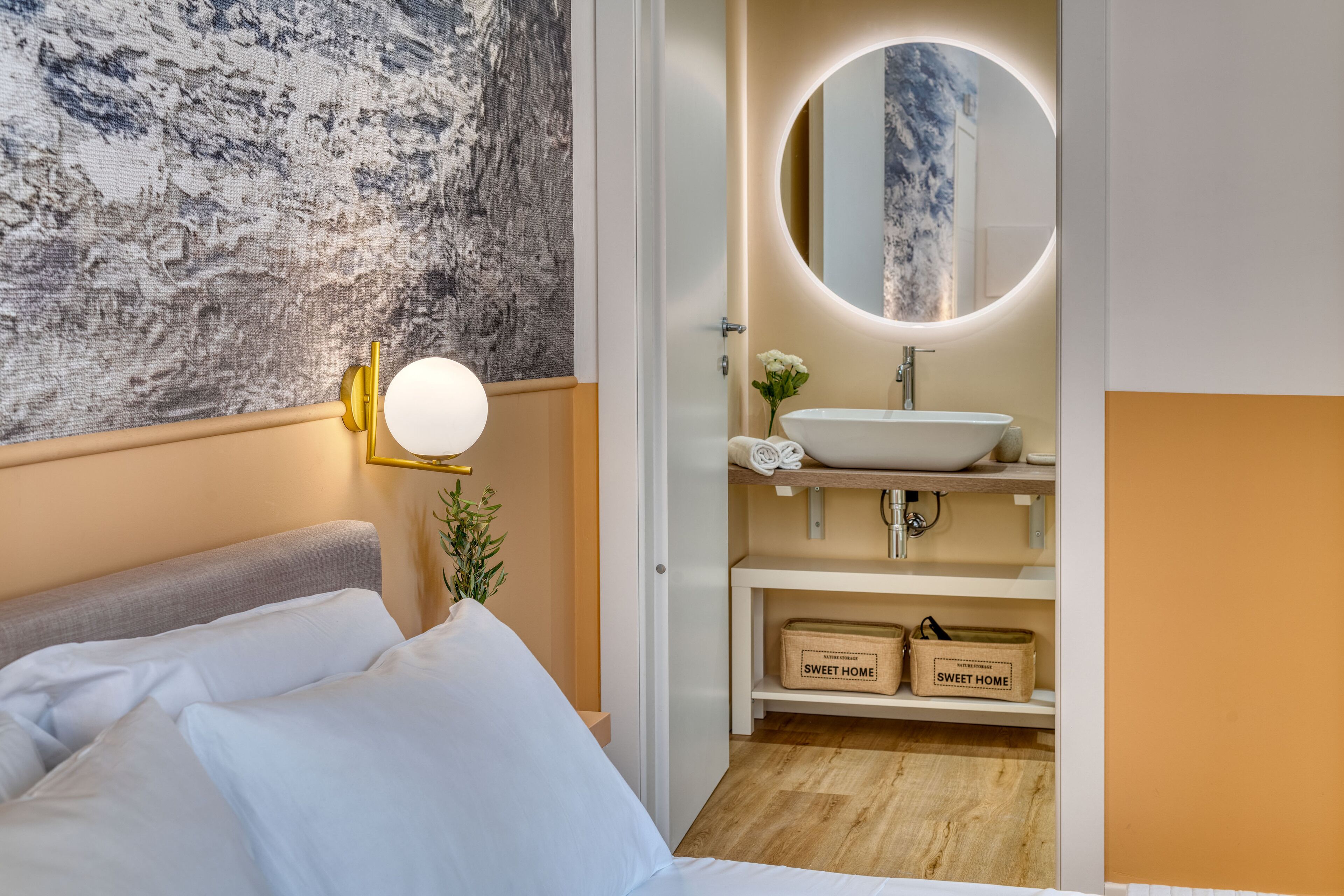 Superior Double Room | Desk, laptop workspace, blackout drapes, iron/ironing board