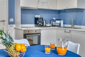 Private kitchen - IzzHome Corso76 (Cagliari)