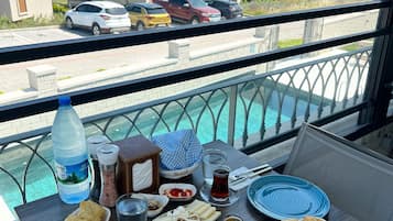 Desayuno para llevar incluido todos los días