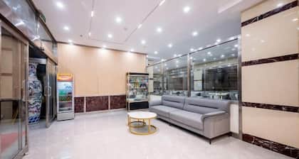 Paibai Yun Hotel (Dalian Xianglujiao Light Rail Station Branch)