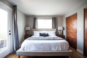 4 chambres, fer et planche à repasser, Wi-Fi, literie fournie