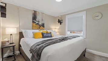 2 slaapkamers, een strijkplank/strijkijzer, reisbedje, wifi