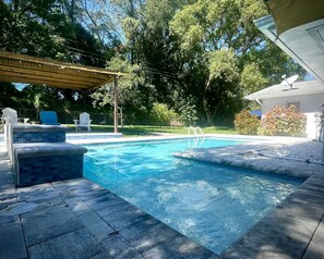 Piscine extérieure, piscine chauffée