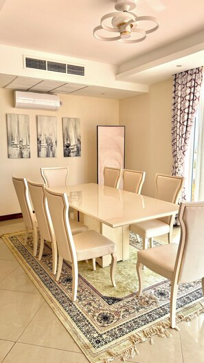 Room - Kilua Beach Resort (Mombasa)