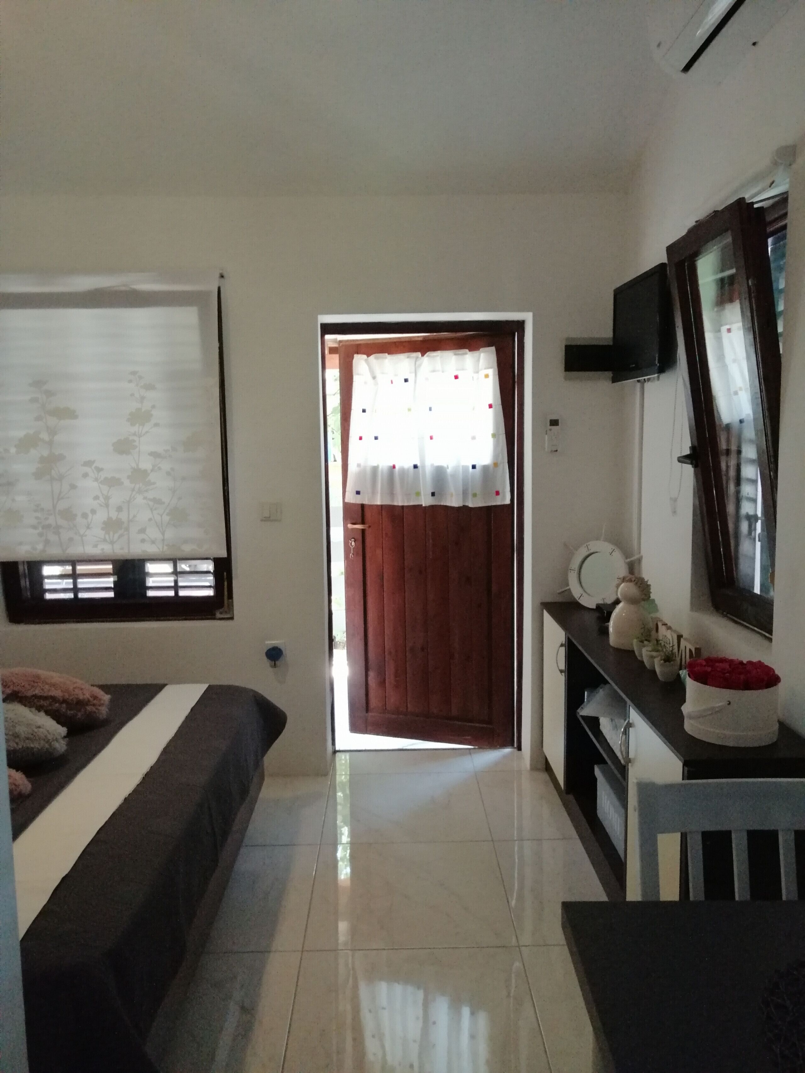 1 chambre, fer et planche à repasser, Wi-Fi gratuit, draps fournis