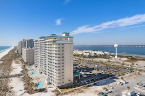 Exterior - Top Dawg Rooftop Penthouse w/FREE Daily In Season Beach Service.   (Navarre Beach)
