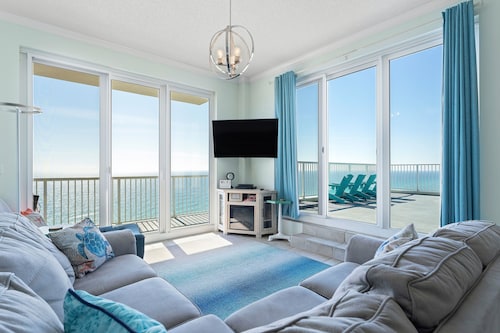 Top Dawg Rooftop Penthouse w/FREE Daily In Season Beach Service.  