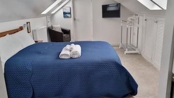 1 chambre, fer et planche Ă  repasser, Wi-Fi gratuit, draps fournis