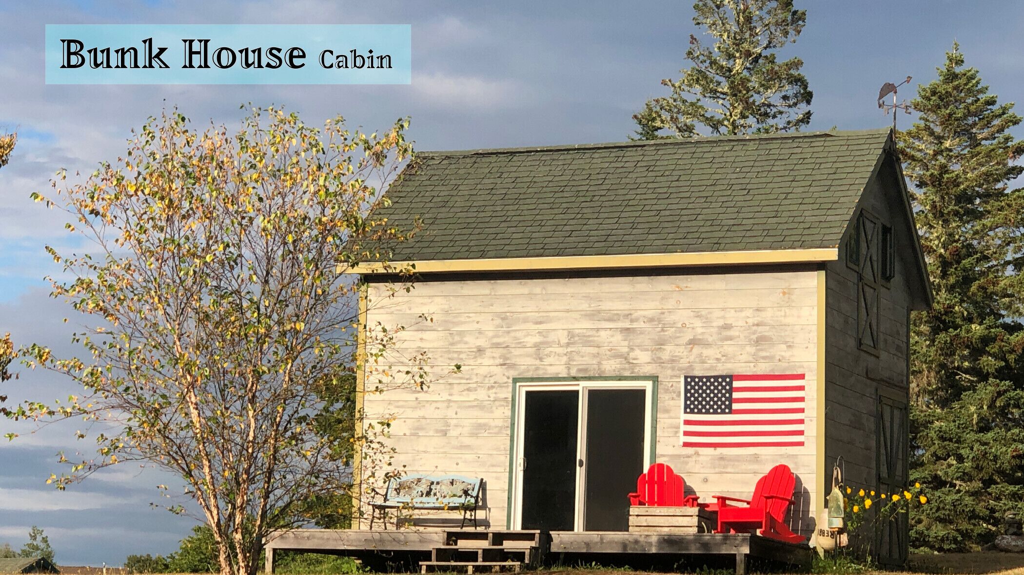 Charming Bunk-House Cabin at Rossport by the Sea