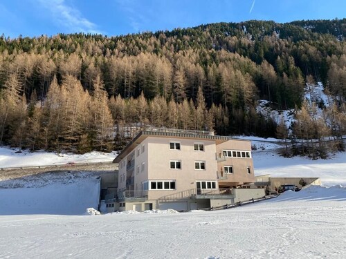 Sublime apartment in Zwieselstein with view and terrace