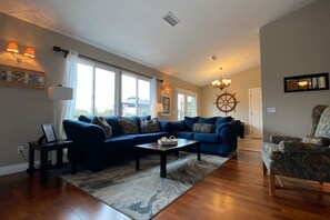 Smart TV, fireplace, table tennis, books