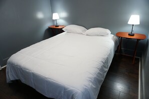 2 bedrooms, WiFi, bed sheets