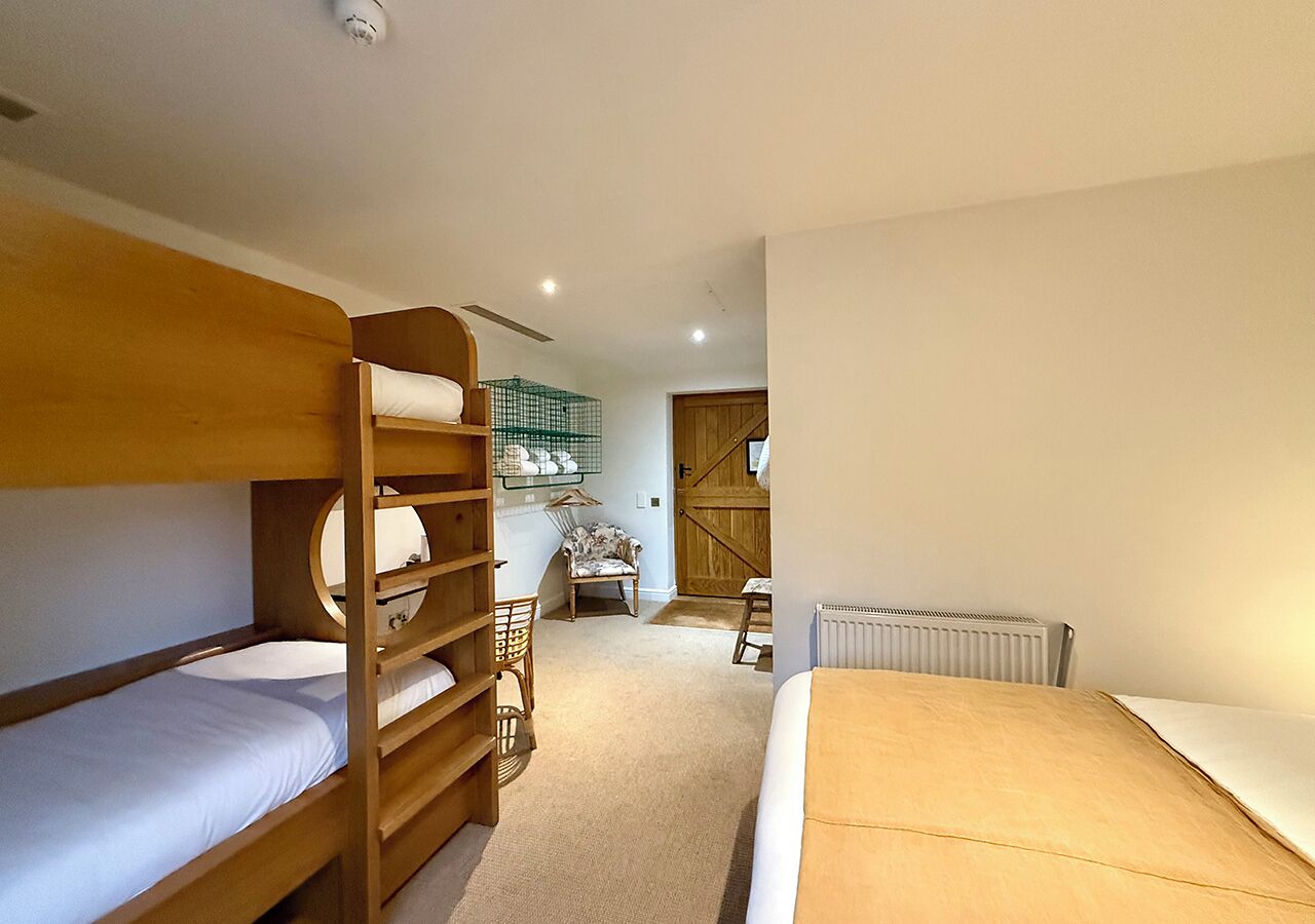 Family Quadruple Room | Laptop workspace, iron/ironing board, free WiFi, bed sheets