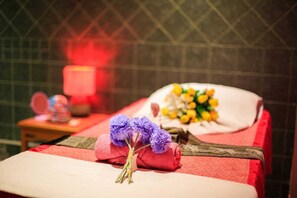 Sauna, bain à remous, hammam, sources chaudes/minérales, bains de boue