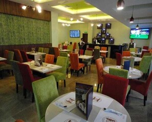 Dining - Gulf Pearl Hotel (Manama)