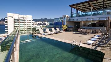 Outdoor pool, sun loungers