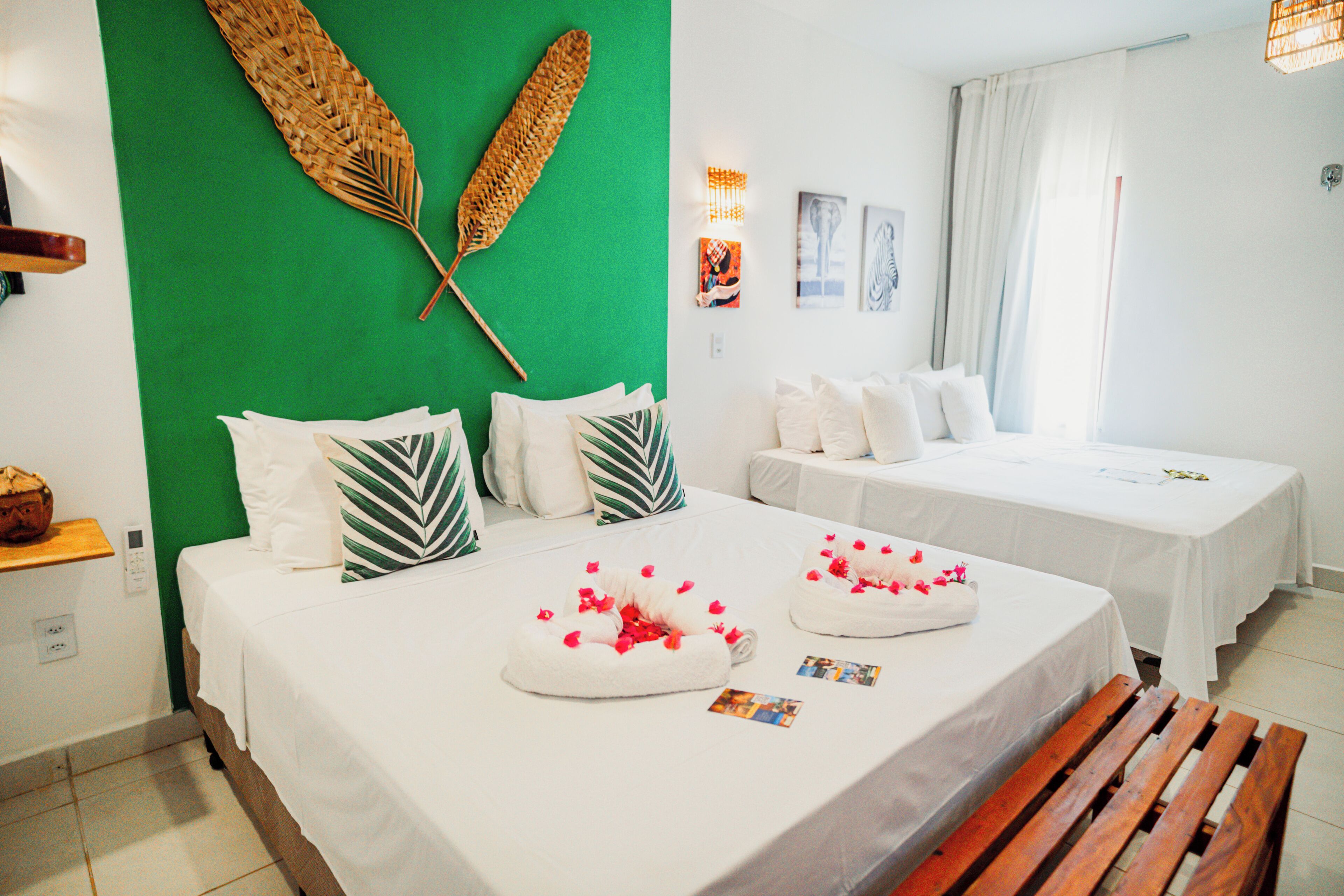 Chambre Triple Confort | Coffres-forts dans les chambres, rideaux occultants, Wi-Fi gratuit