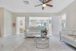 Family Villa | Living area