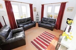TV, fireplace - The Lodge -  a lodge that sleeps 6 guests  in 3 bedrooms (Lochgilphead)