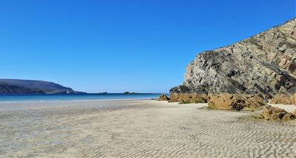 Sangobeag - a cottage that sleeps 6 guests in 3 bedrooms