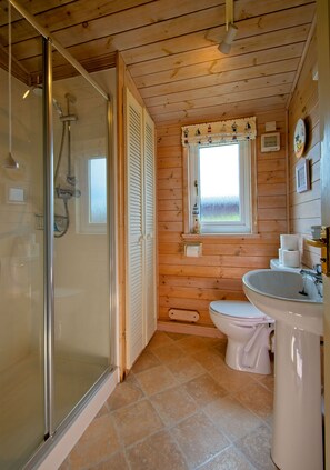 Shower, towels