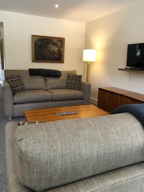 TV, DVD player