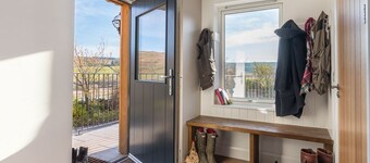 Grobdale Byre - a cottage that sleeps 4 guests in 2 bedrooms