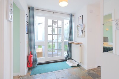 Silver Lodge -  a cottage that sleeps 4 guests  in 2 bedrooms