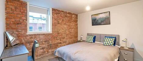 2 bedrooms, iron/ironing board, free WiFi, bed sheets