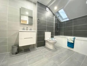 Shower, towels