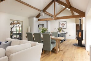 Interior - The Cowshed -  a barn that sleeps 7 guests  in 3 bedrooms (Brent Knoll)