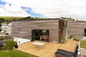 Outdoor dining - 1 Beachdown -  Wi-Fi, Parking (Challaborough)
