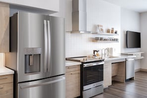 Microwave, coffee/tea maker