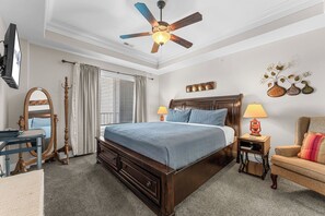 Room - Lake View Condo, Newly Renovated with Community Pool & Free Tickets, Near Silver Dollar City (Branson)