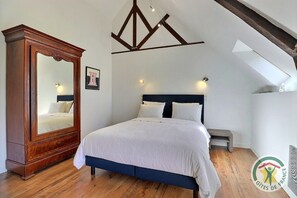 3 bedrooms, iron/ironing board, free WiFi