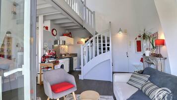 Télévision, lecteur de DVD, chaßne hi-fi